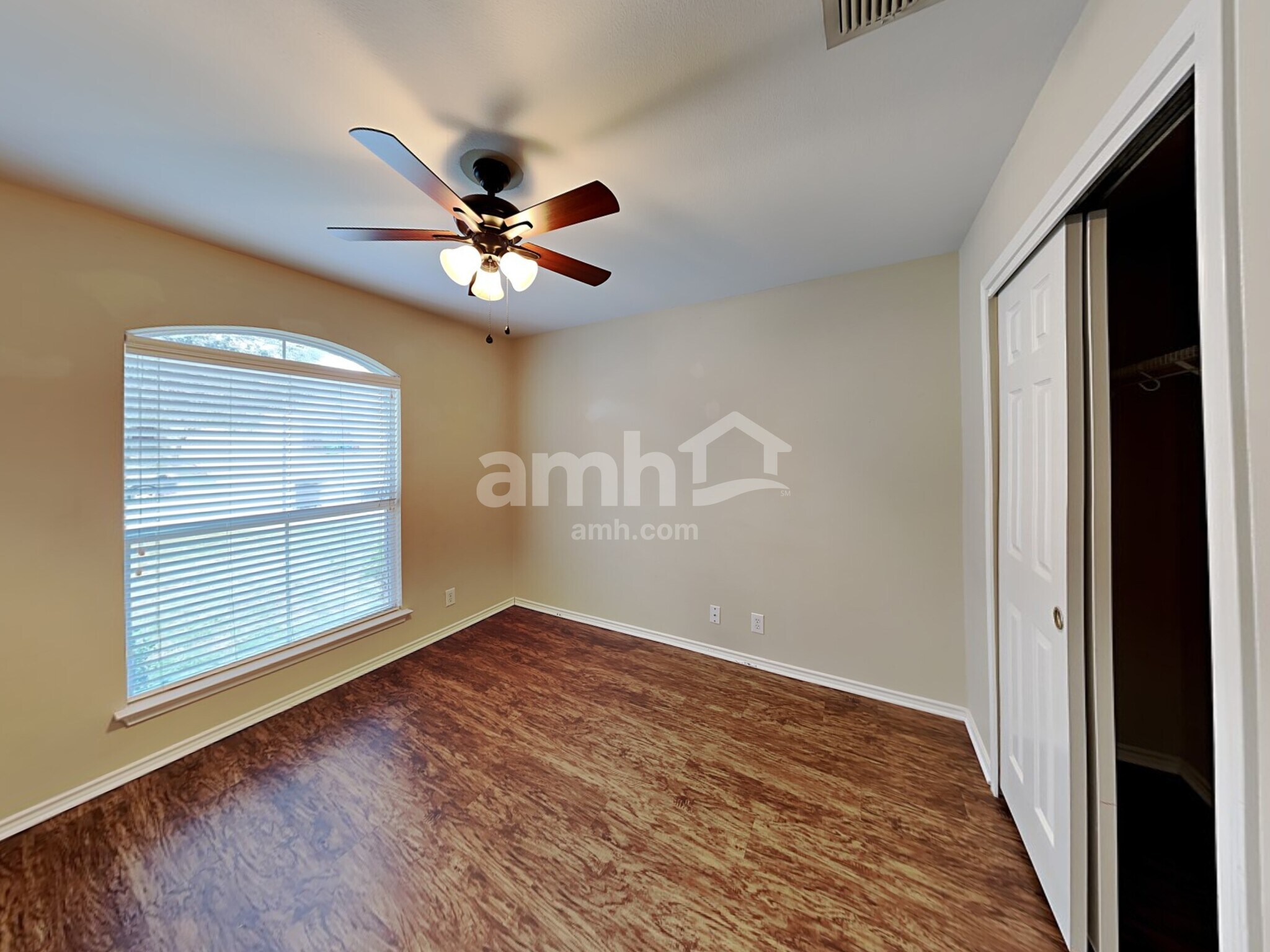 Building Photo - 8055 Chisos Oak Dr
