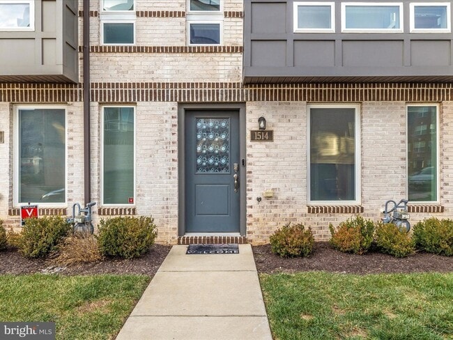 Building Photo - 1514 Trafalgar Ln