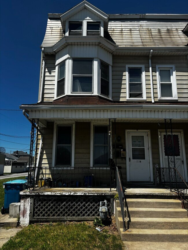 Building Photo - 514 N Highland Ave