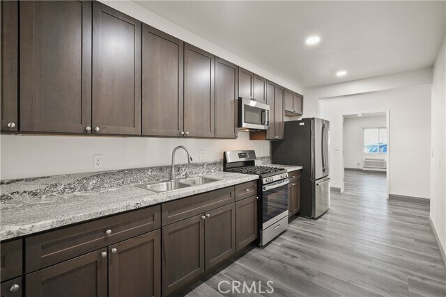 Building Photo - 14335 Hamlin St