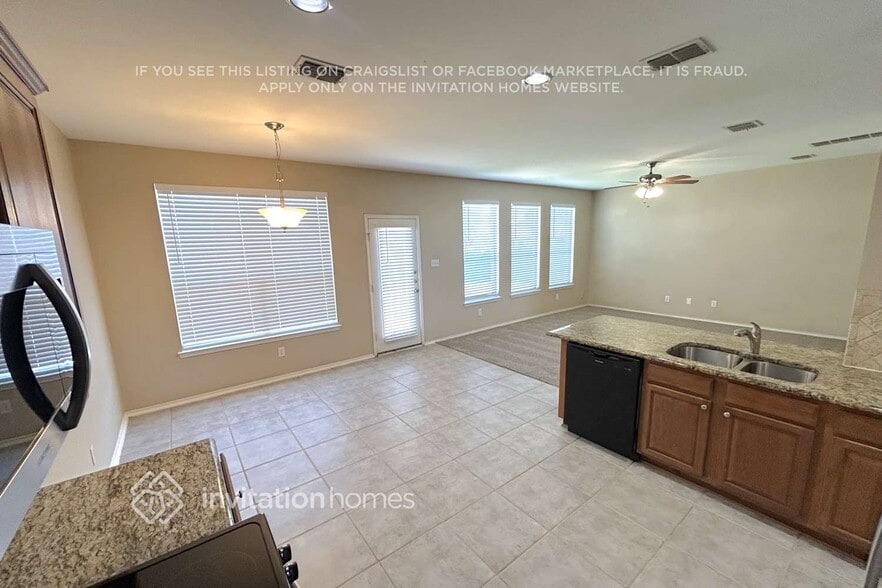 Building Photo - 1116 Melrose Dr