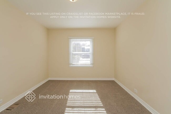 Building Photo - 4100 W 99th Pl