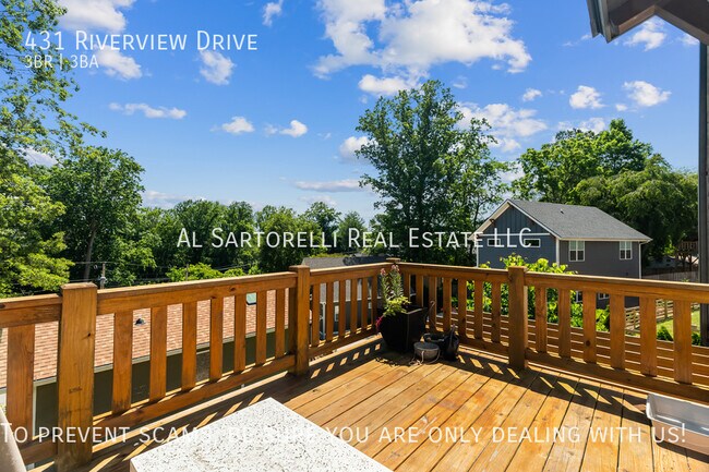 Building Photo - 431 Riverview Dr