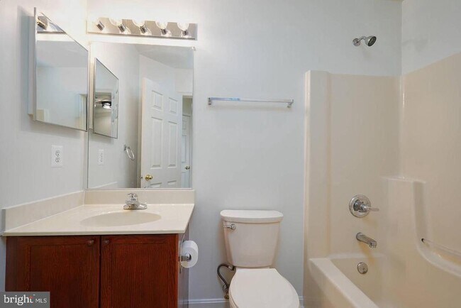 Building Photo - 3506 Connor Pl