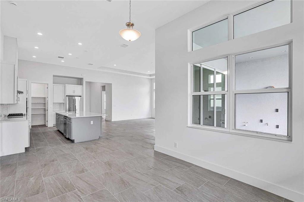 Building Photo - 9073 Wisteria Way