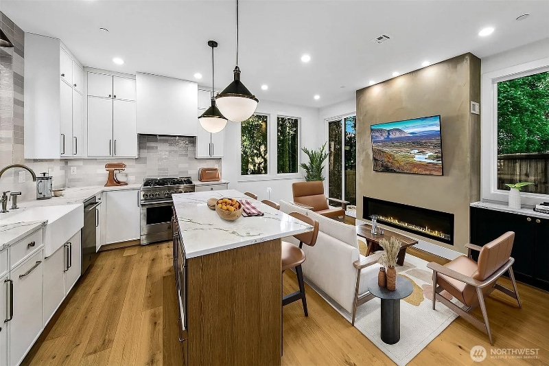 Building Photo - 7317 128th Ave NE