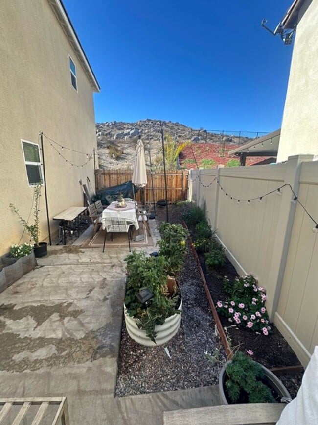 Building Photo - FOR LEASE! Stylish 1 Bedroom Casita – Modern Comfort & Natural Light!