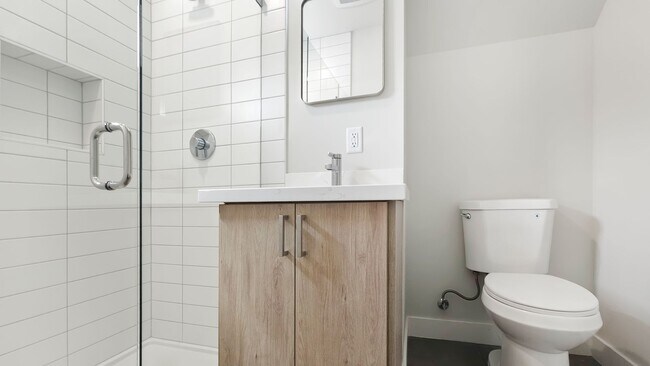 Building Photo - Modern North Beacon Hill Home with Updated Finishes and Great Amenities