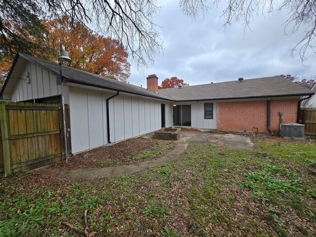 Building Photo - 2012 Ebbtide Ln