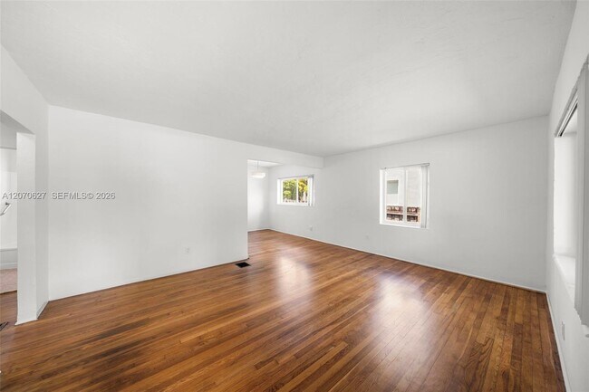 Building Photo - 5730 SW 42nd Terrace