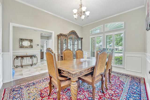 Building Photo - 5403 Linden Ct