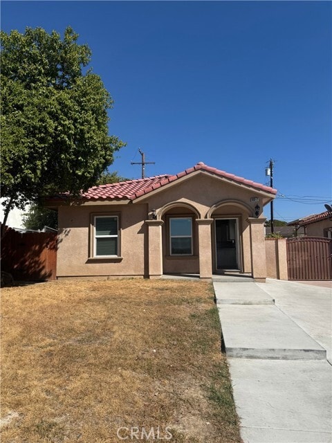 Building Photo - 1410 E Yucca Dr