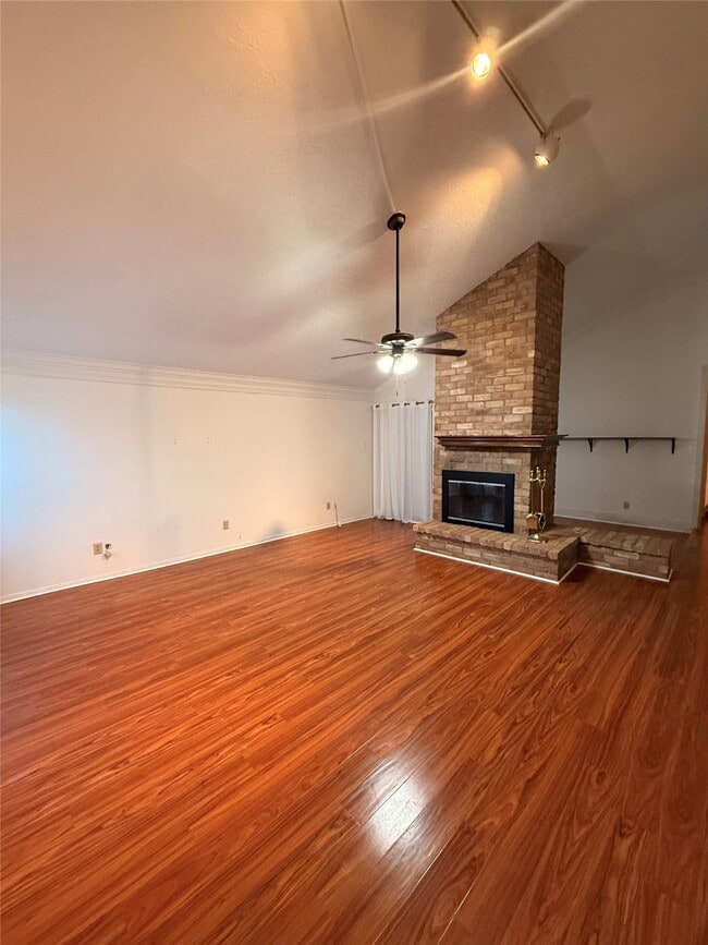 Primary Photo - 2311 Peppermill Rd