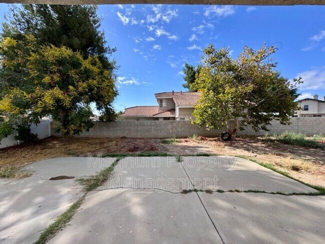 Building Photo - 24743 Angella Way