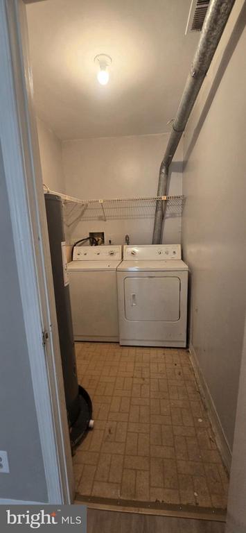 Building Photo - 5307 Valiquet Ave