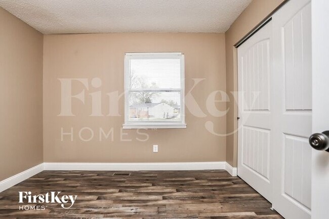 Building Photo - 2835 Pinebrook Ct