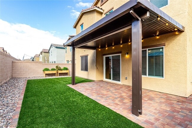 Building Photo - 3819 Corellia Ave