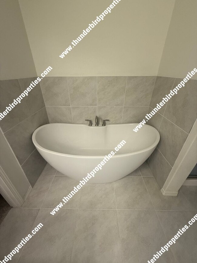 Building Photo - Great 4 bedroom home - Rio Rancho