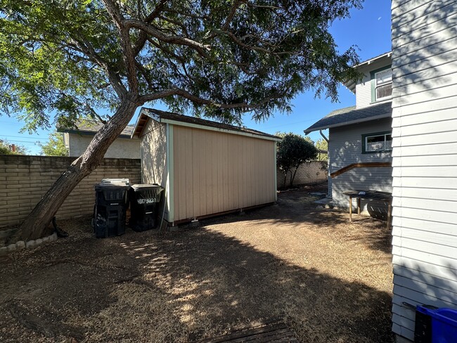 Shed on back of property - 5007 Raymond Pl