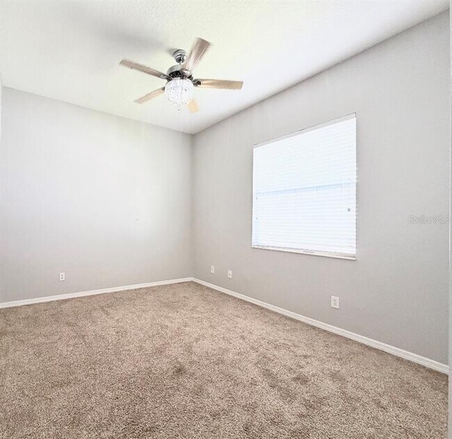 Building Photo - 3816 70th Ave E