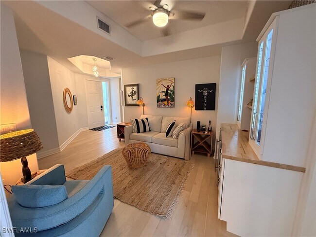 Building Photo - 10160 Bellavista Cir