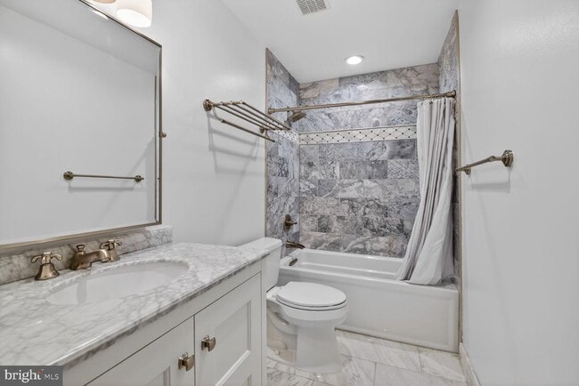 Building Photo - 1302 Clayborne House Ct