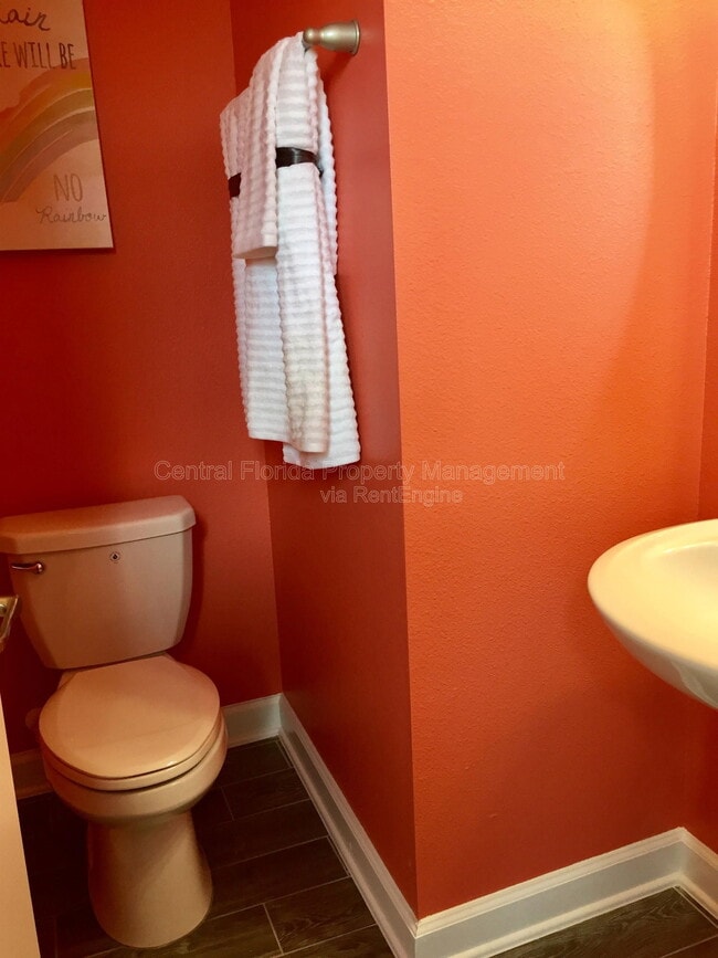 Building Photo - 12076 Theme Alley