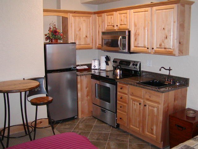 Building Photo - 2669 Canyons Resort Dr