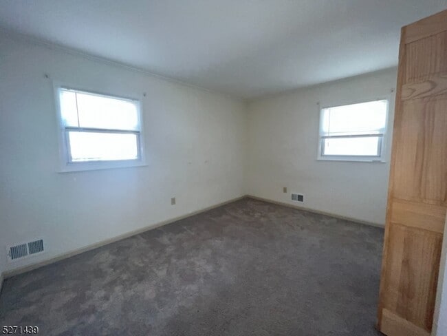 Building Photo - 331 Boxwood Ct