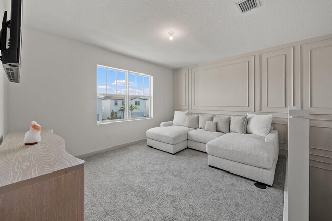 Building Photo - 7274 Lenora Ln