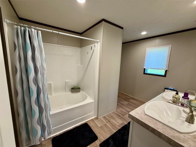 Building Photo - 13298 County Rd 190