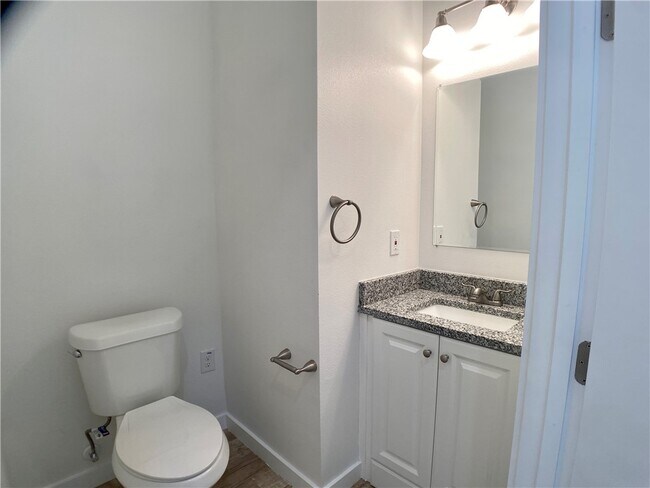 Building Photo - 255 Lourdes Ct