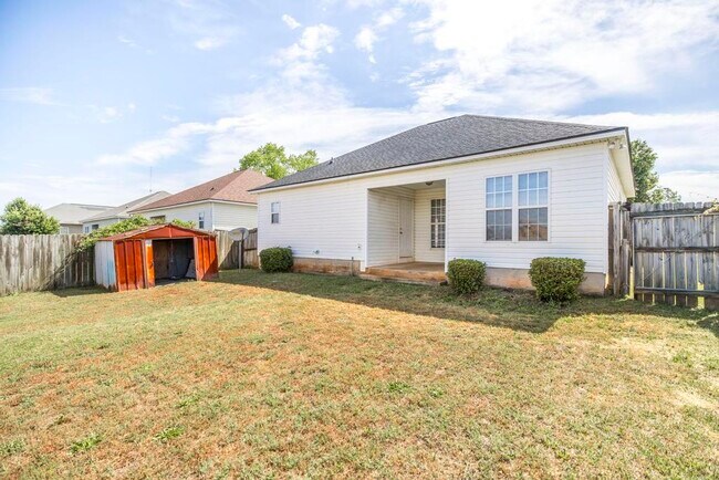 Building Photo - 406 Haverhill Cir