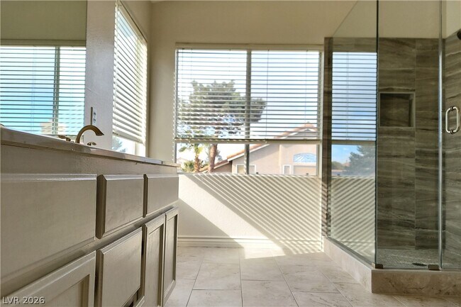 Building Photo - 8272 Tibana Way
