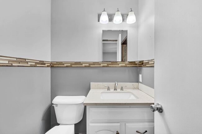 Building Photo - 134 Dave Dr