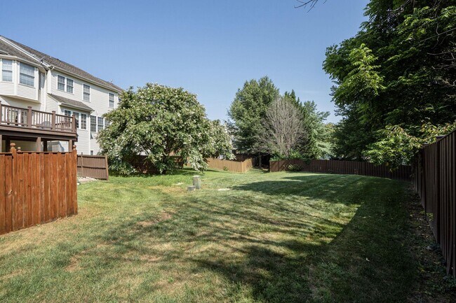Building Photo - 134 Misty Pond Terrace