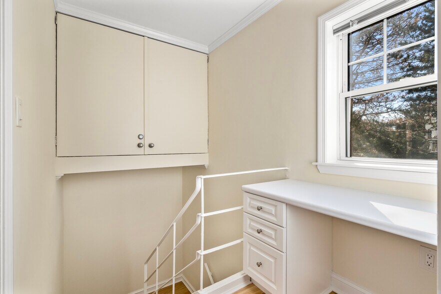 Building Photo - 107 Independence Dr