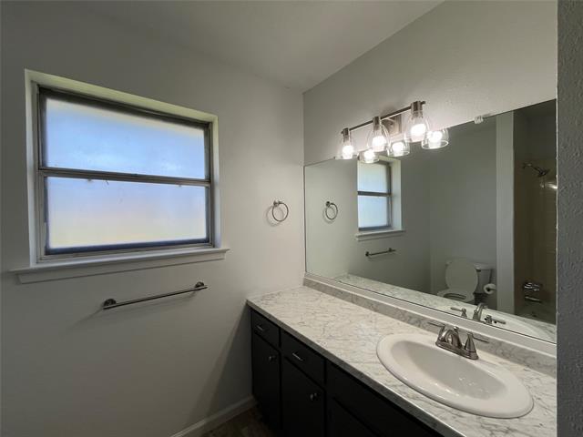 Building Photo - 6415 Circo Dr