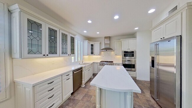 Building Photo - 18 Trail Canyon Dr