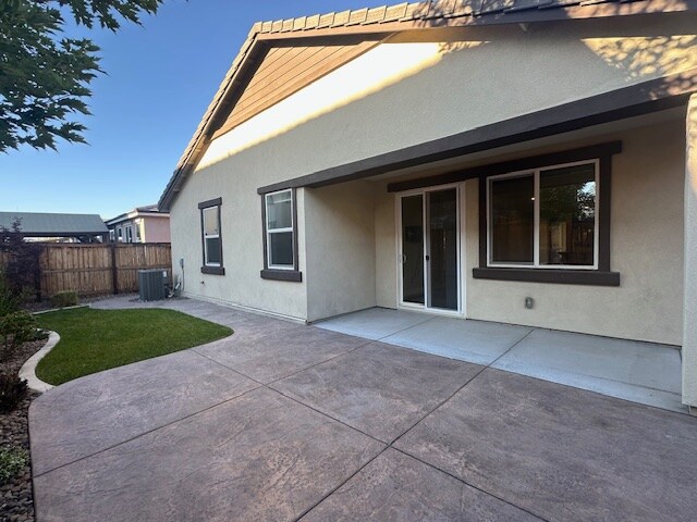 Building Photo - 6099 Ditch Rider Rd