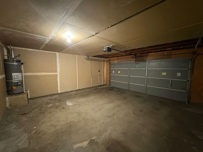 Building Photo - Very Nice Home for Rent! Swimming Pool!