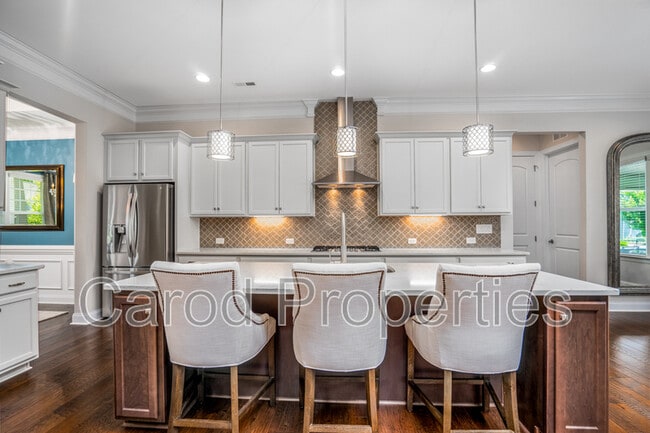 Building Photo - 5000 Hudson Mill Dr