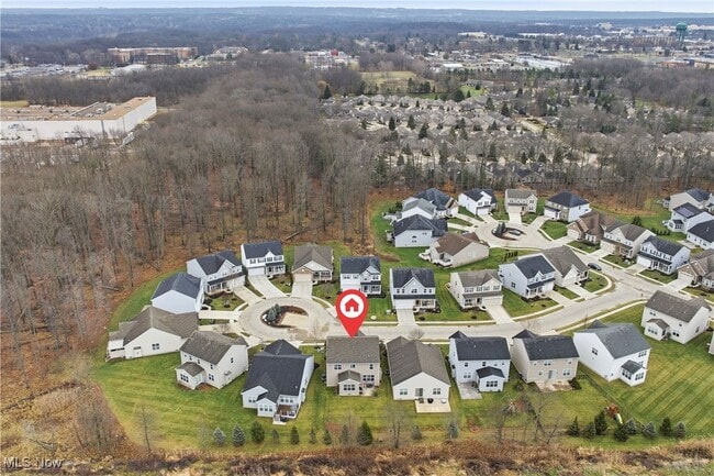 Building Photo - 12120 Edgehill Oval