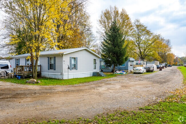 Building Photo - Brookdale Farms
