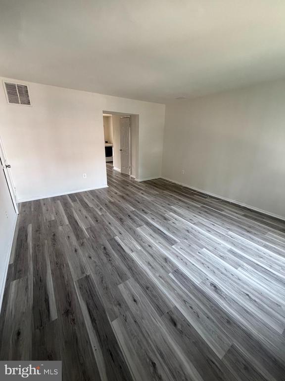 Building Photo - 9259 Byrd Dr