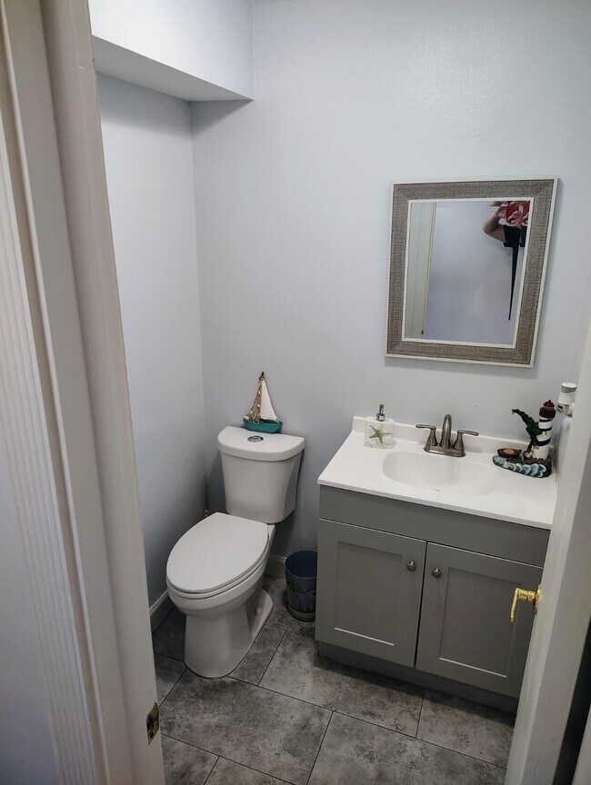 Building Photo - 5336 Bosque Ln