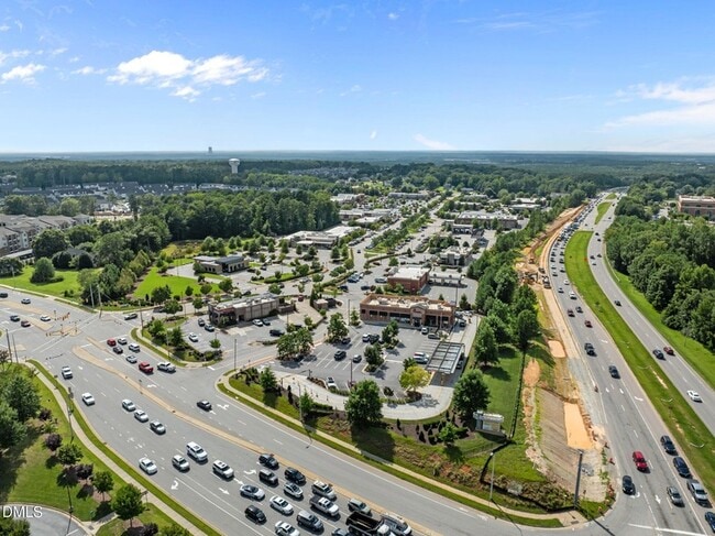 Building Photo - 6052 Kentworth Dr