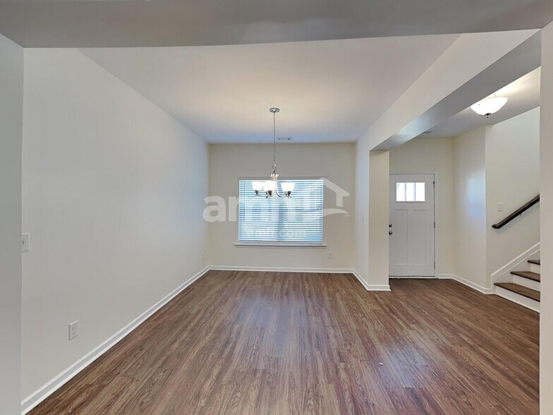 Building Photo - 227 Ivy Brook Dr