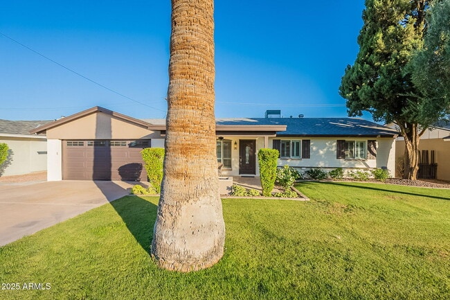 Building Photo - 8263 E Cypress St