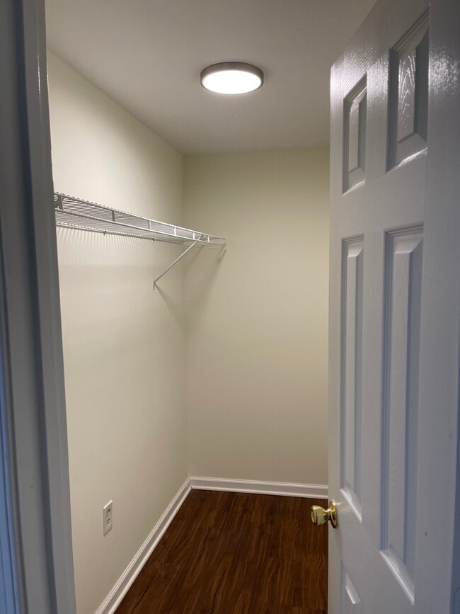 Building Photo - 507 Stafford Glen Ct